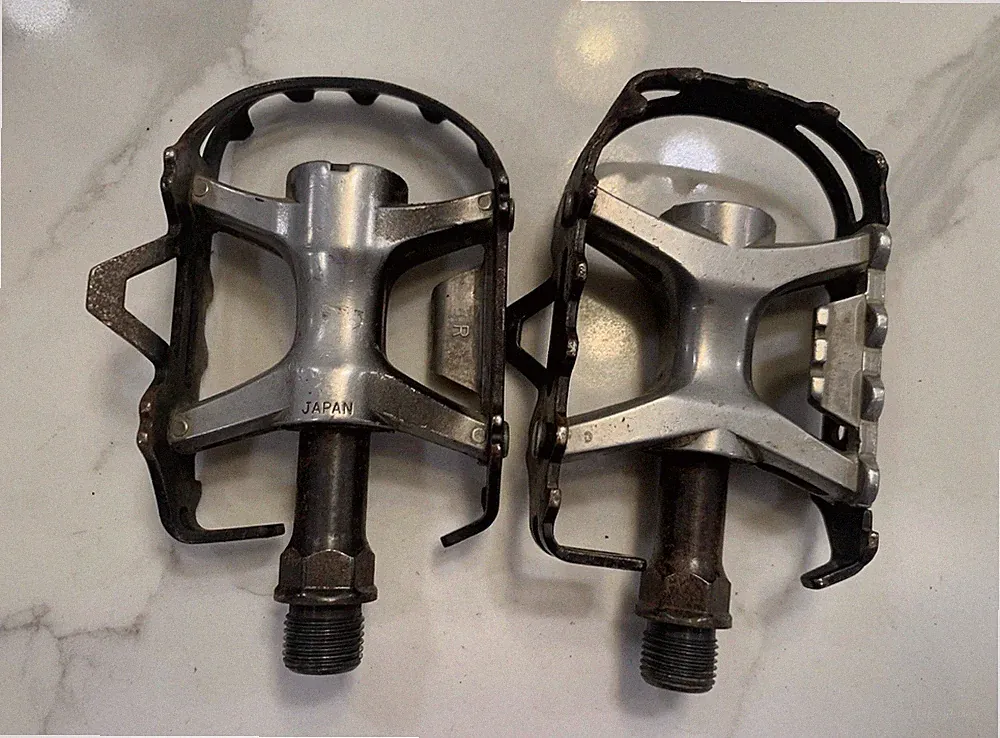 Bicycle Pedal Magnesium Alloy Pedal Mountain Road Bike Pedal BMX