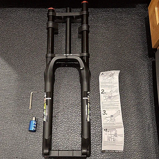 ZTZ 27.5 Inch 4.0 Tire Bike Fork - 180 m Travel, 135mm Hub Spacing, QR 9mm 1 1/8